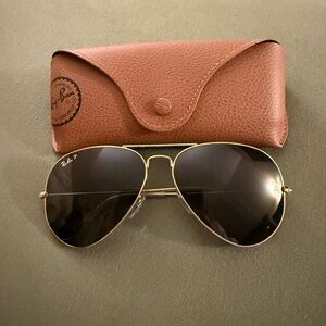 Like New Polarized Ray-Ban Gold Aviator Sunglasses